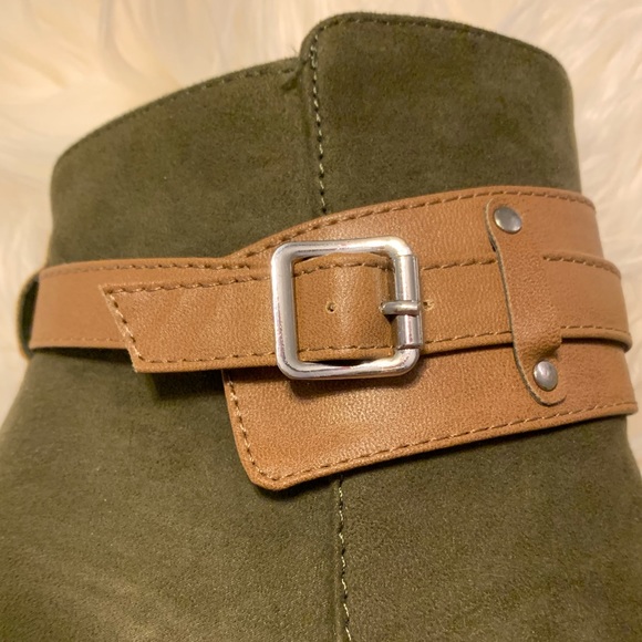 Green & Camel Peep-Toe Heels - Picture 5 of 5